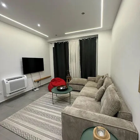 Xhm Apartment